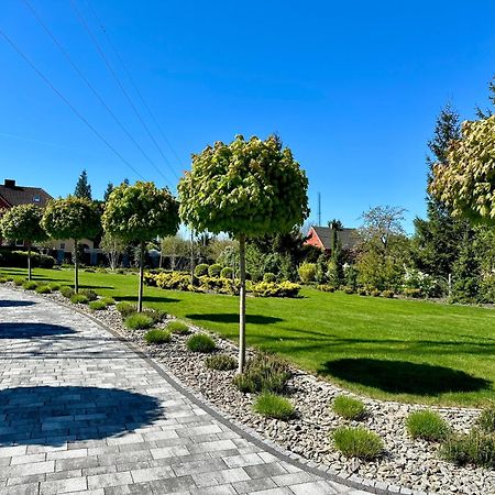 Hotel Muzakowski Ленкниця Екстер'єр фото